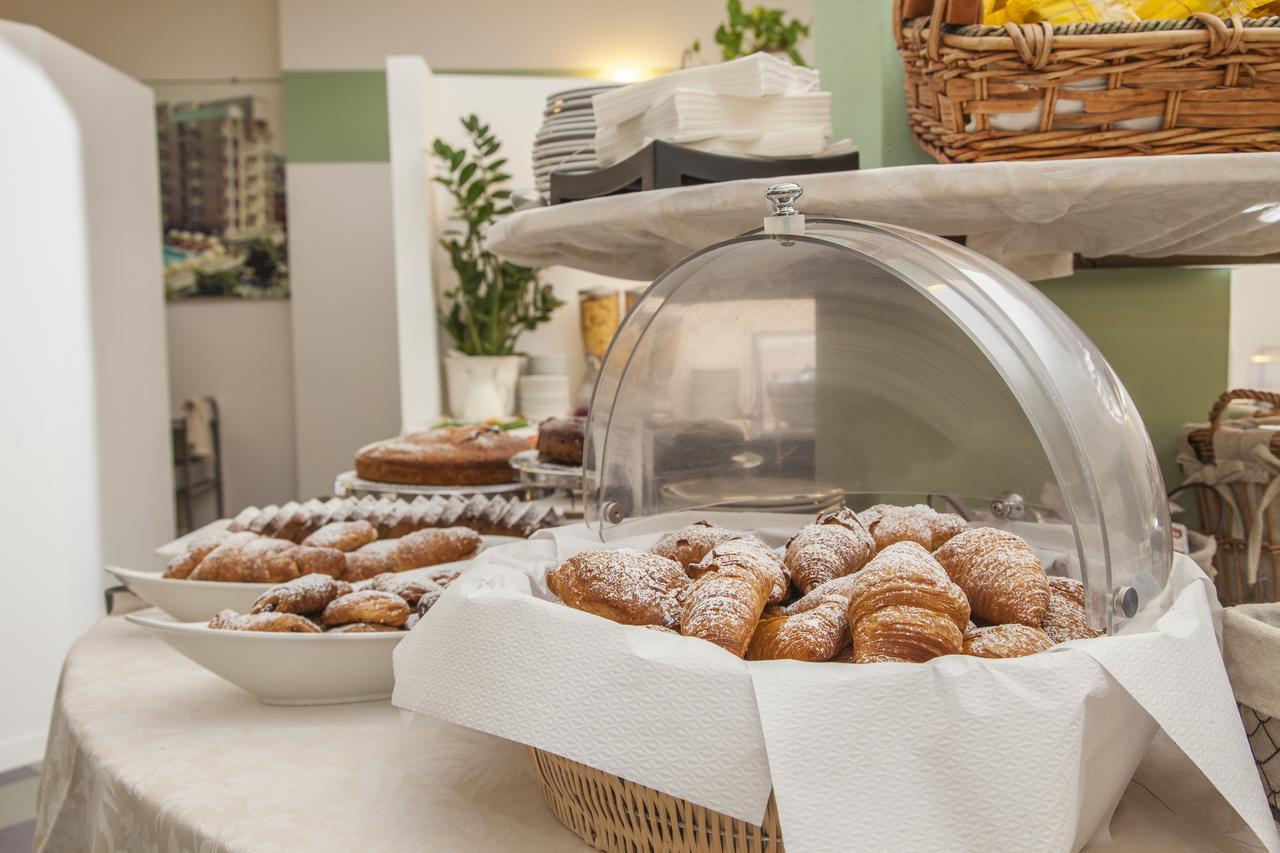 Hotel Sofia Lido di Jesolo Ngoại thất bức ảnh