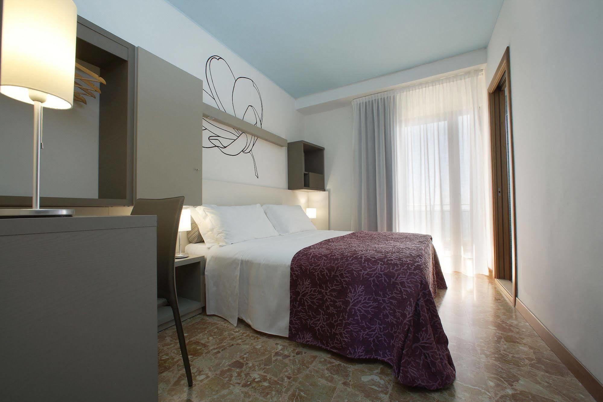 Hotel Sofia Lido di Jesolo Ngoại thất bức ảnh