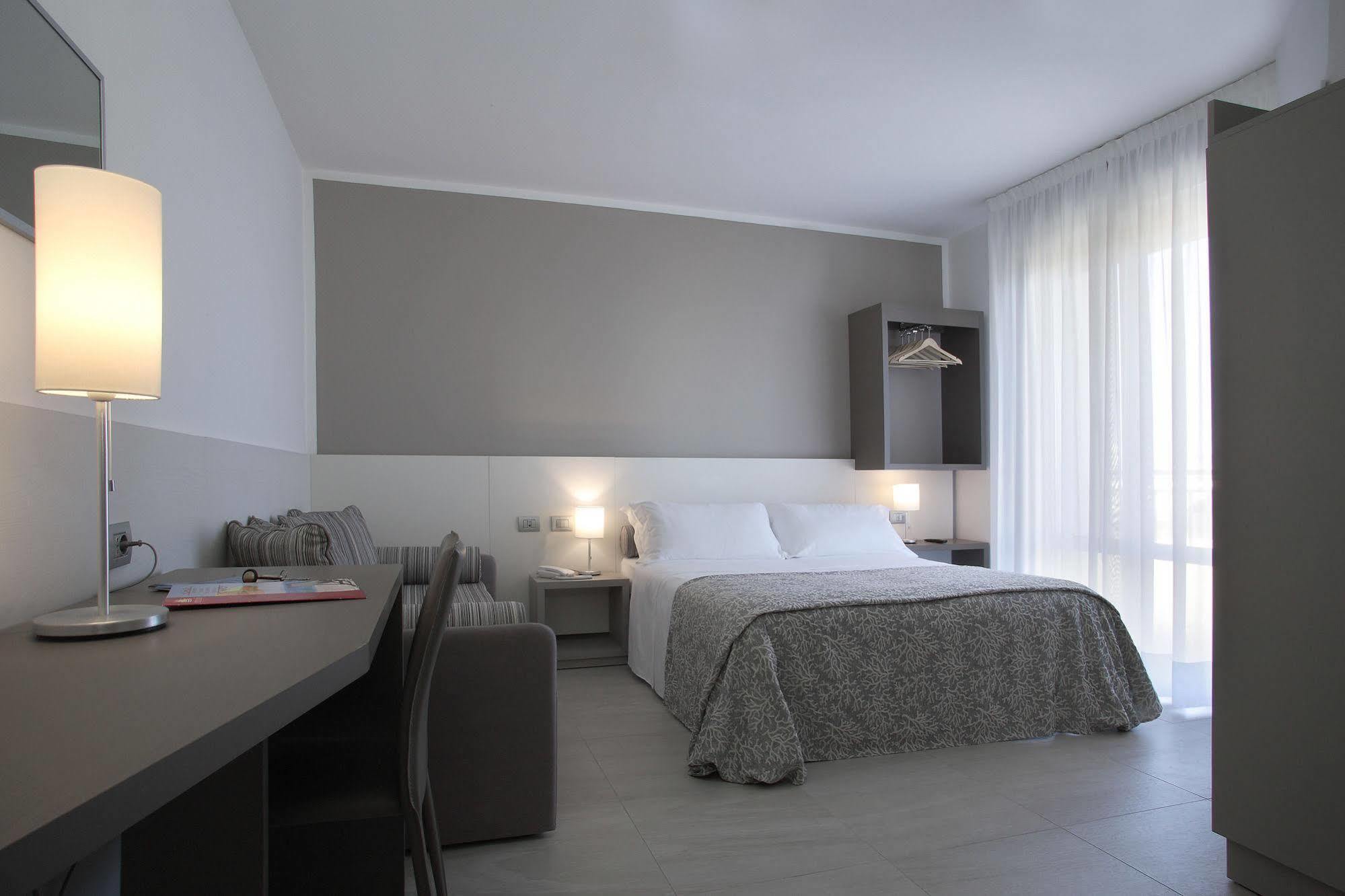 Hotel Sofia Lido di Jesolo Ngoại thất bức ảnh