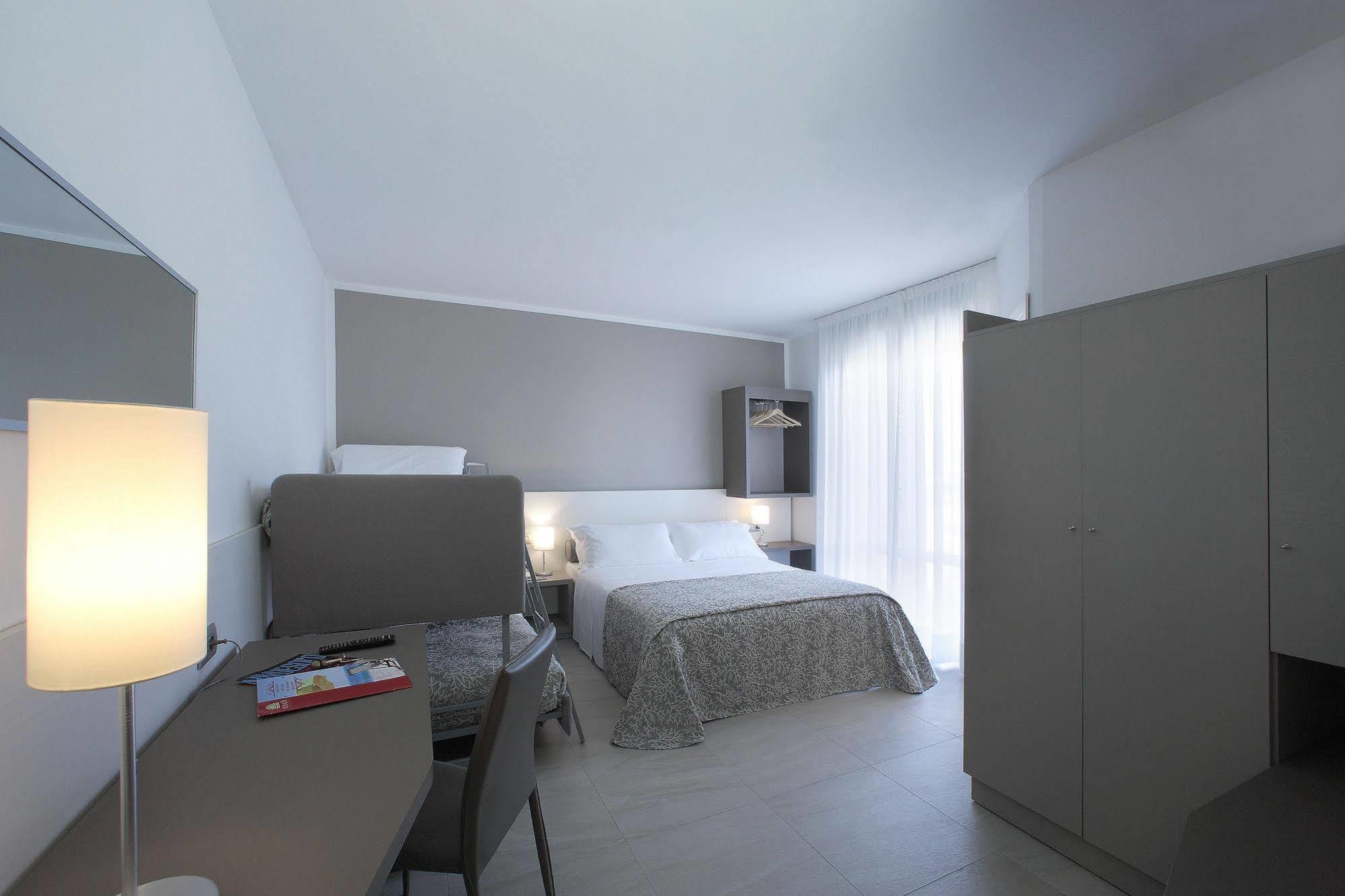 Hotel Sofia Lido di Jesolo Ngoại thất bức ảnh
