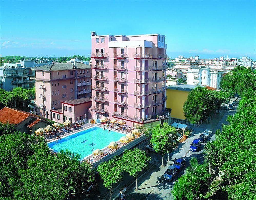 Hotel Sofia Lido di Jesolo Ngoại thất bức ảnh